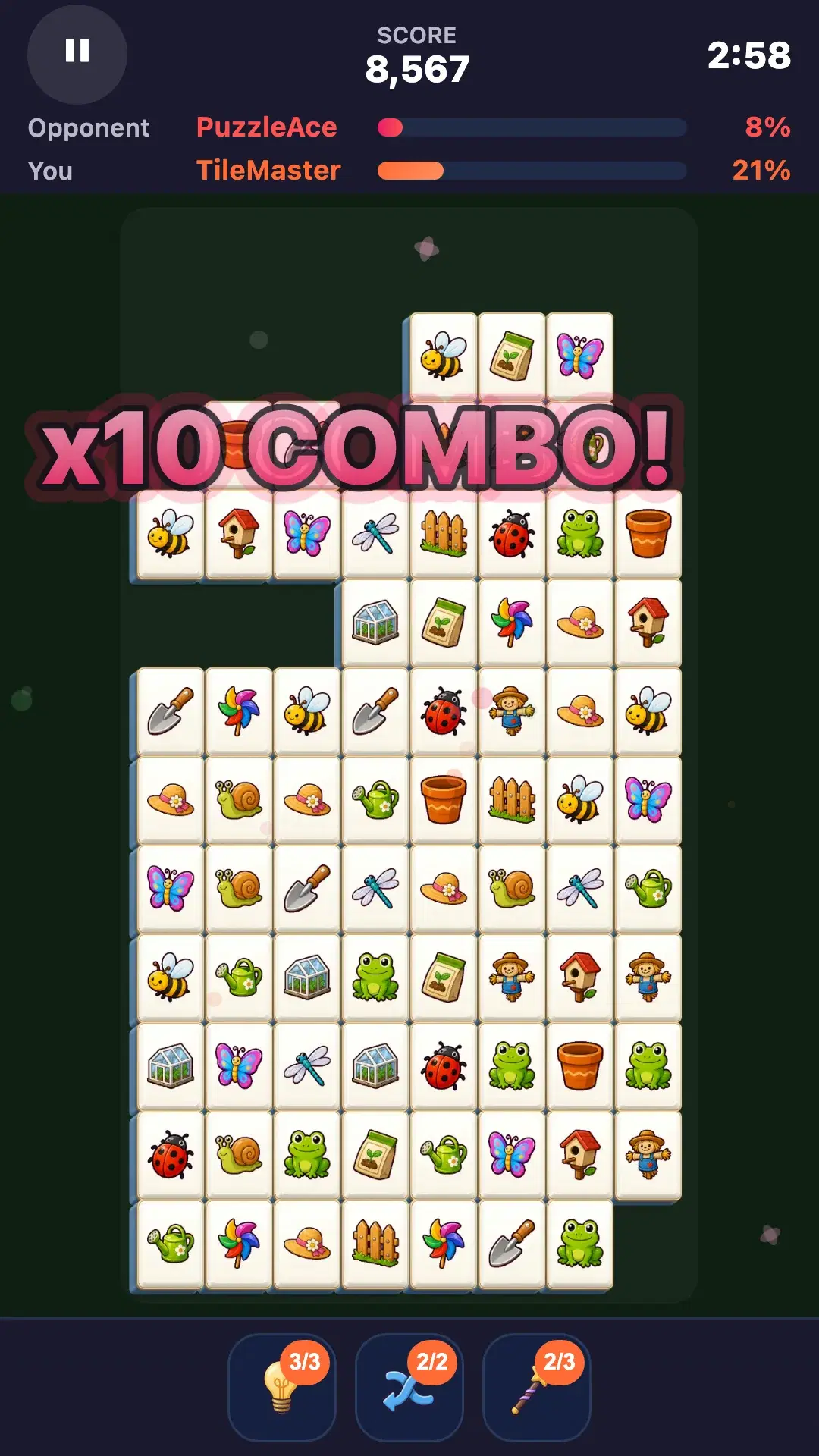Real-time 1v1 Battle — Opponent Progress and Combos